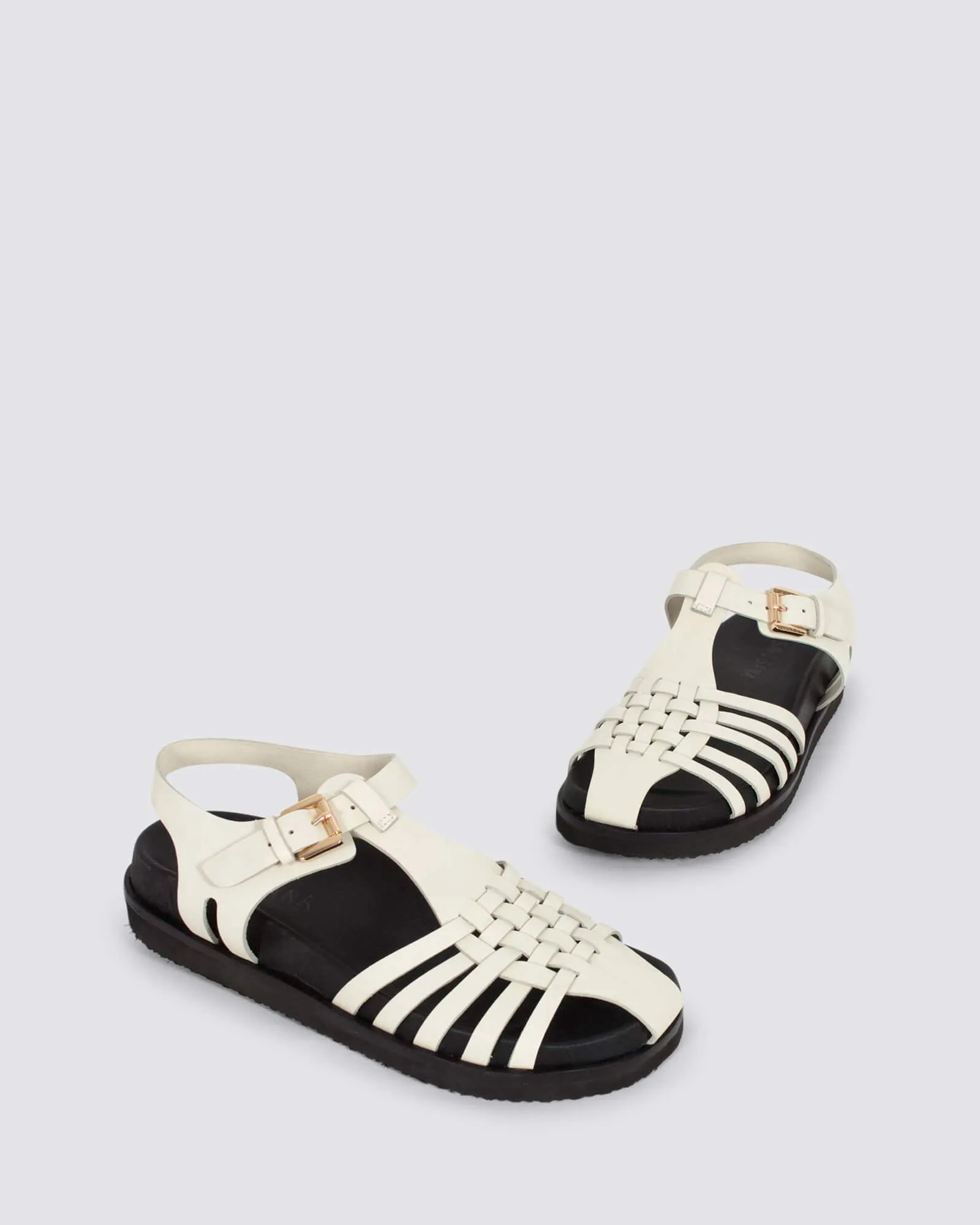 FISHERMAN FOOTBED SANDALS OFF WHITE/BLACK LEATHER