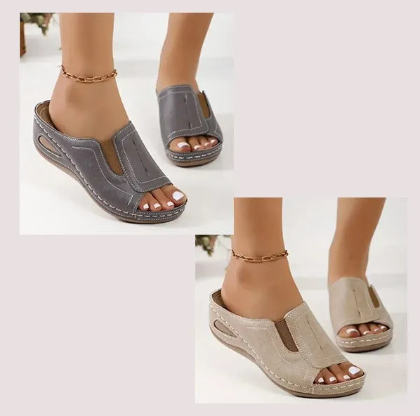 Nicole | Effortless Black Slip-On Sandals