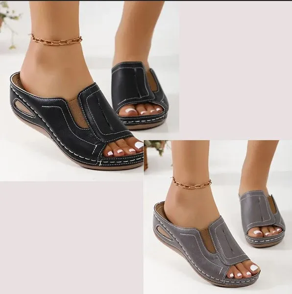 Nicole | Effortless Black Slip-On Sandals