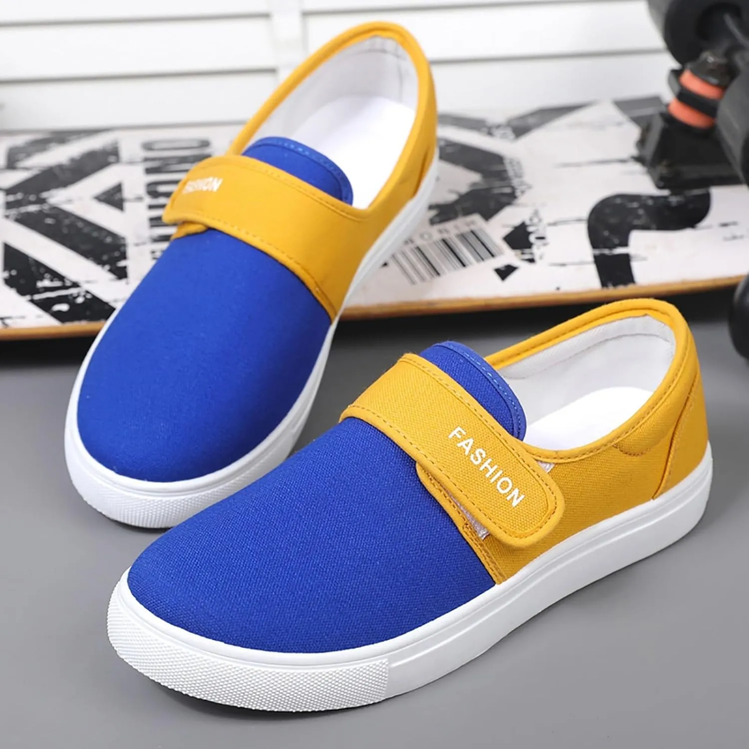 Slip On Shoes for Men Walking Shoes Fashion Casual Shoes Non Slip Walking Shoes Flat Canvas Shoes for Men