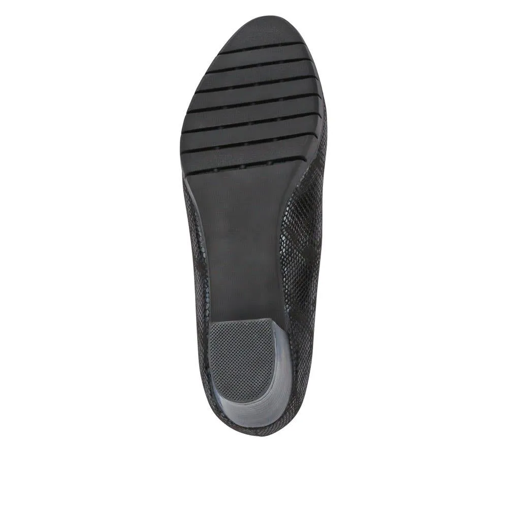 Smart Flexible Court Shoes - WK41002 / 327 137