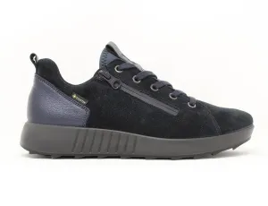 Womens Gore-Tex Zip Essence Pacific Blau Trainers